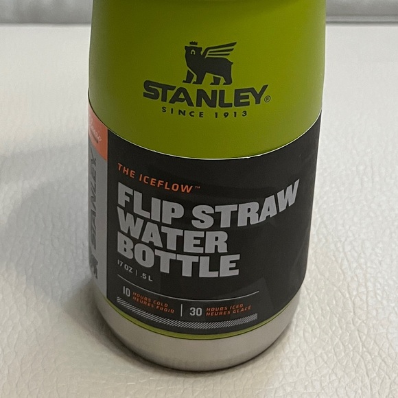 NWT -Stanley The Iceflow Flip Straw Water Bottle 17oz/0.5L 10hrs Cold 30hrs Iced - Picture 5 of 8